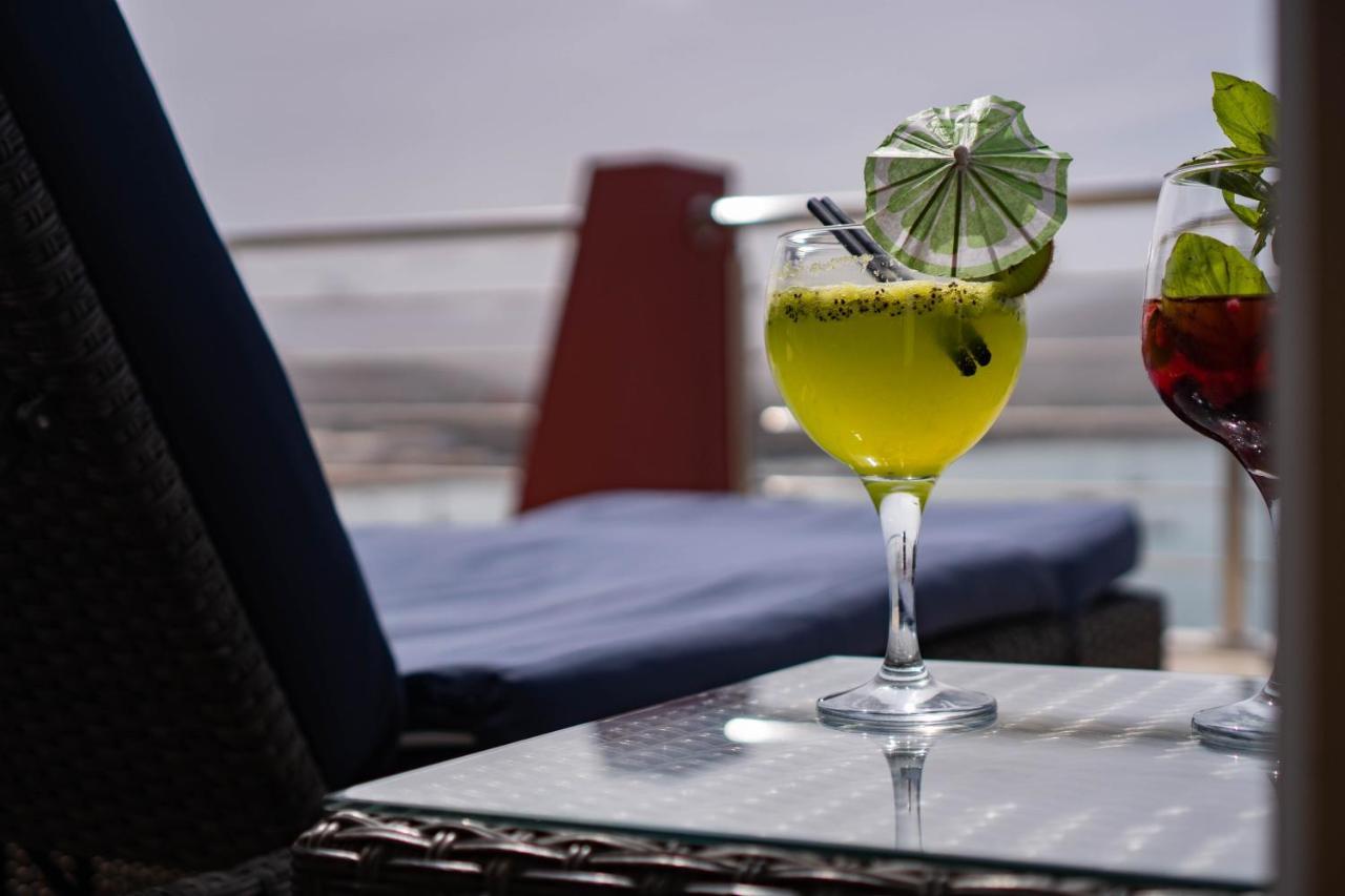 Blue Marlin Hotel Мінделу Екстер'єр фото