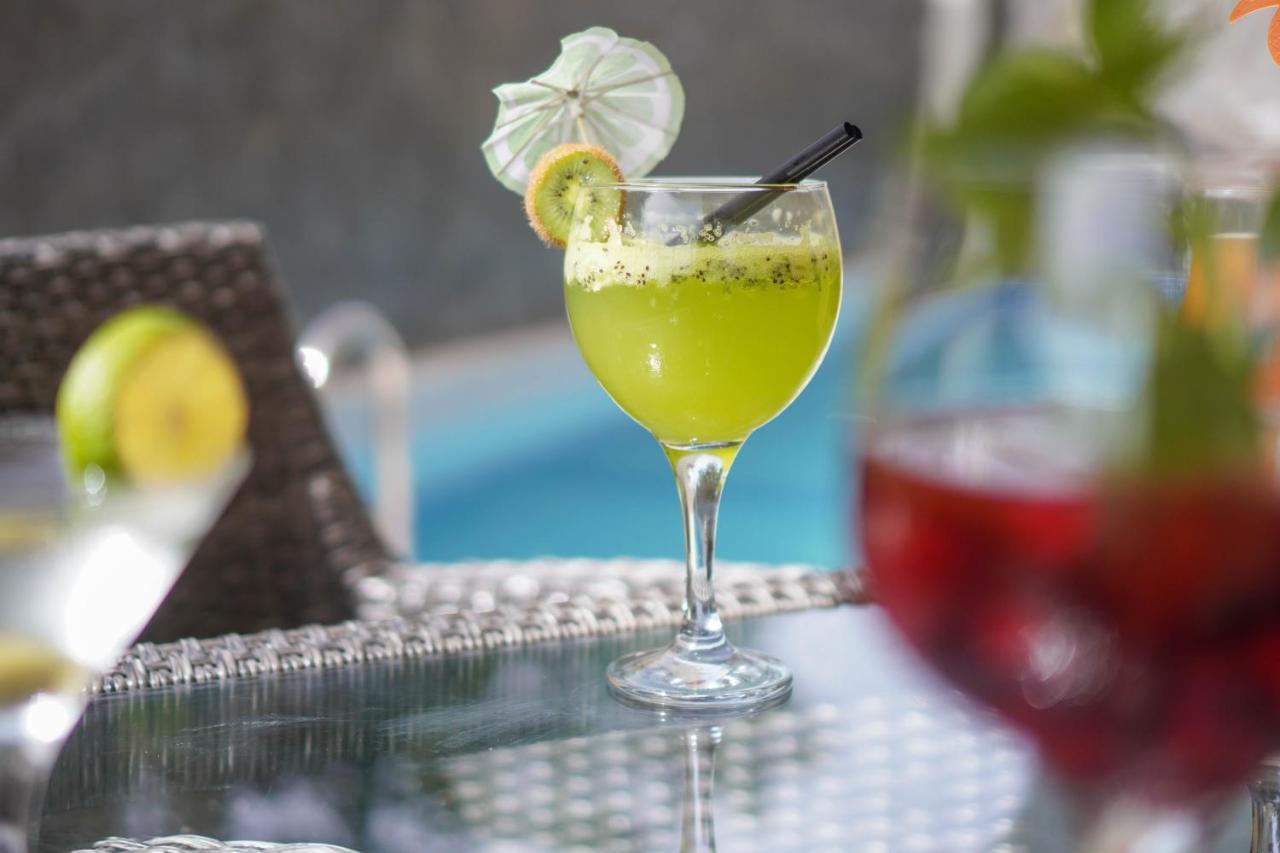 Blue Marlin Hotel Мінделу Екстер'єр фото