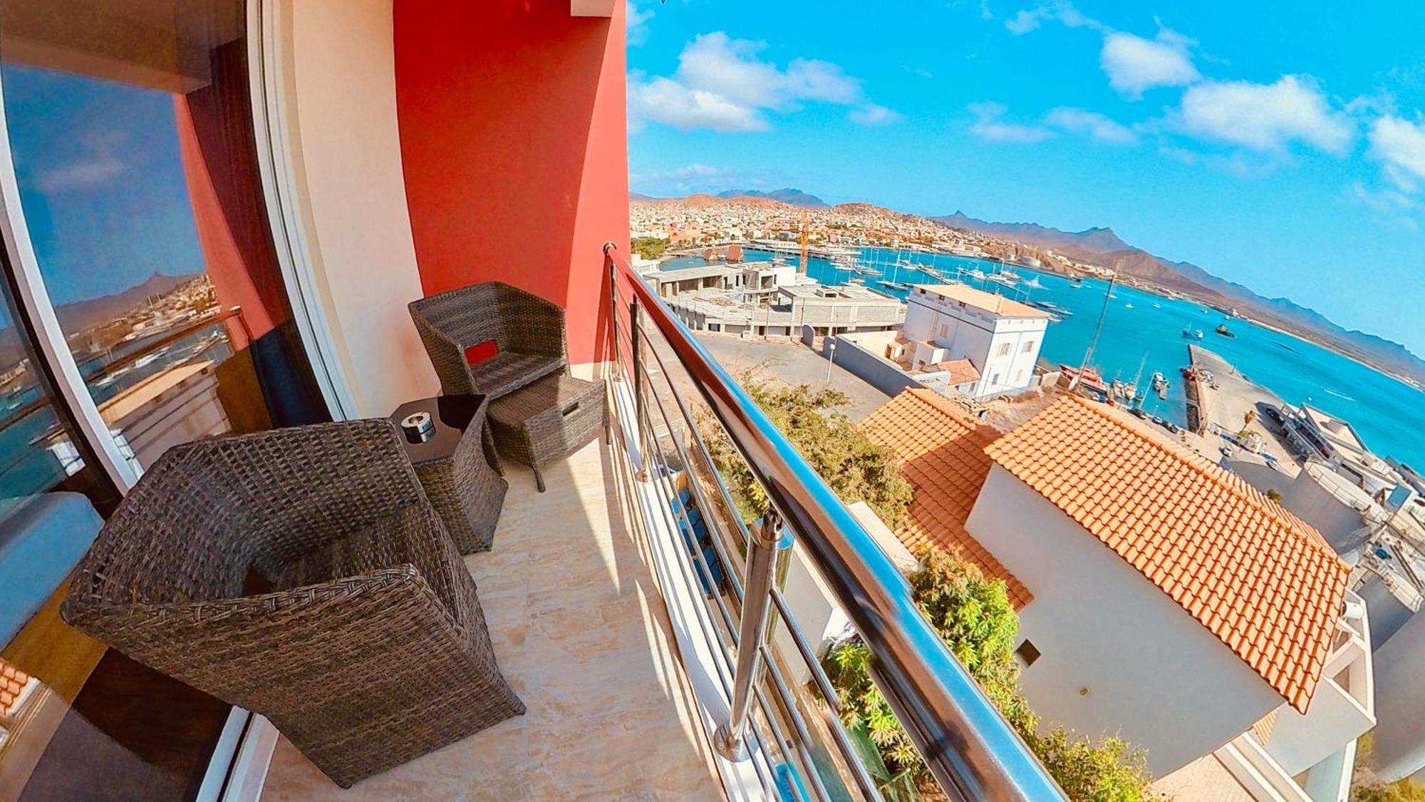 Blue Marlin Hotel Мінделу Екстер'єр фото