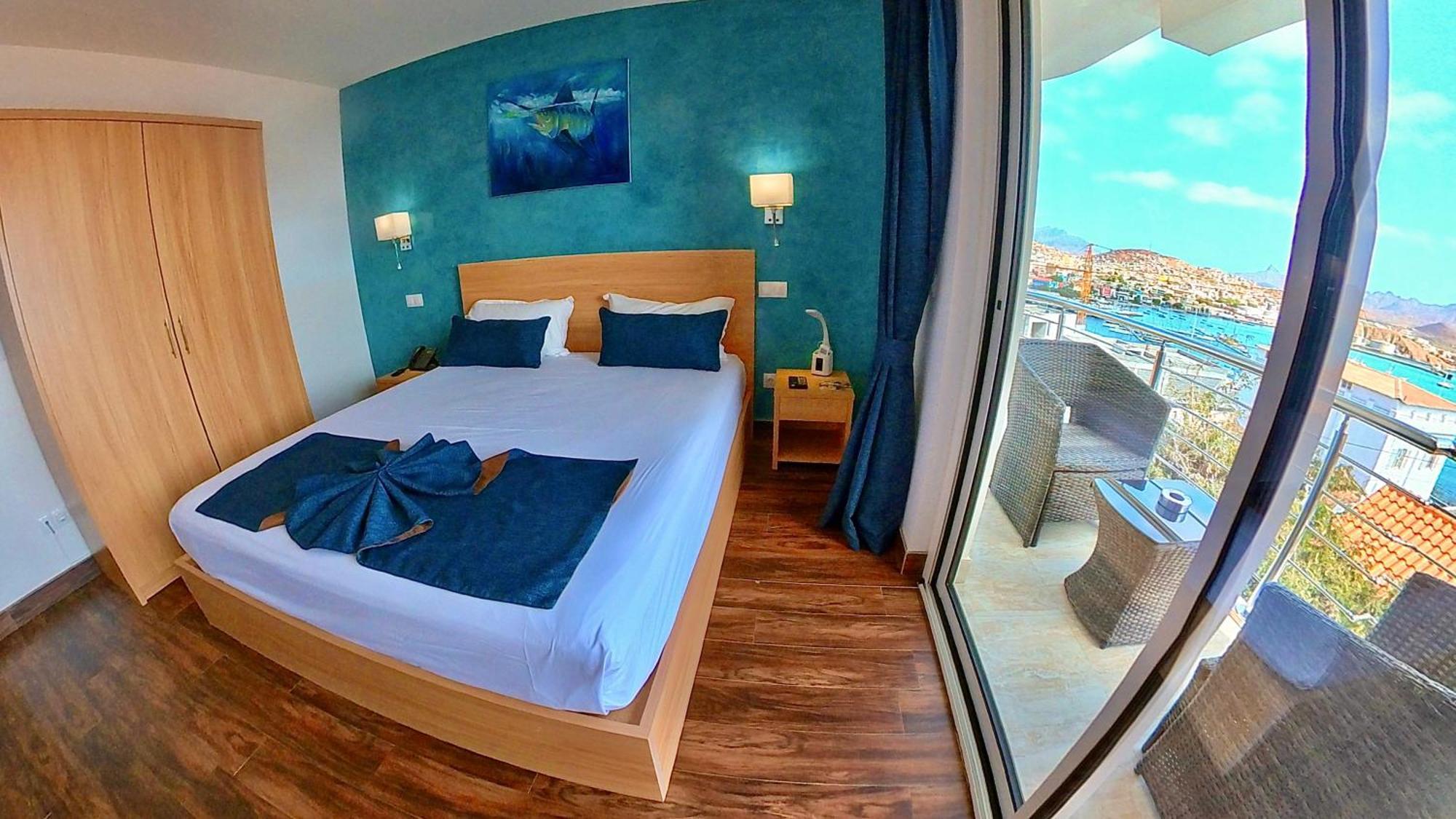 Blue Marlin Hotel Мінделу Екстер'єр фото
